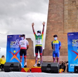 Jimmy Santiago Montenegro gana la Vuelta al Ecuador